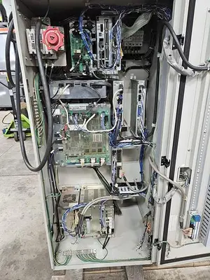 USED 2014 YASKAWA MOTOMAN MA1900
