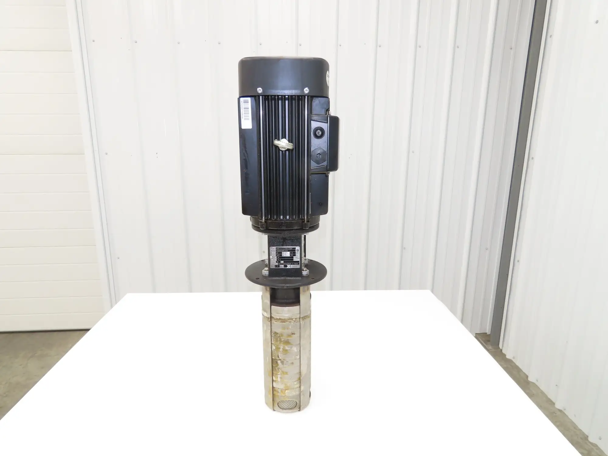 Grundfos MTR3-11/11 D-M-A-AQQV Immersion Coolant Pump 58L/min 230V 3PH 1.25"npt