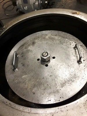 Barrett 151-E spindle type oil extractor.
