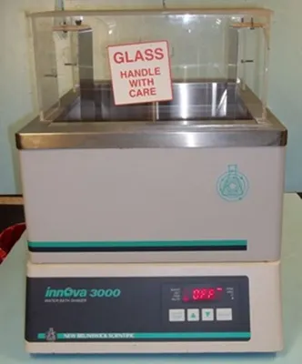 Used NEW BRUNSWICK SCIENTIFIC CA-02 Lab Water Baths Texas US | Bamko Surplus Process Equipment #938392