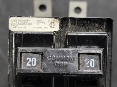 USED CUTLER-HAMMER BA220