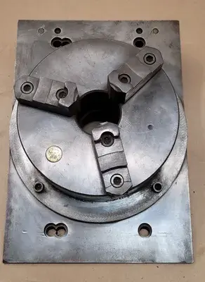 USED LE BLOND 8IN 3 JAW CHUCK