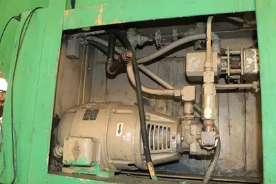 GENERAL HYDRAULICS MODEL 314-48L-16  VERTICAL BALER