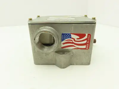 Hubbell 55-4E-4DP-WR-40 Rotary Cam Limit Switch 40:1 Gear Ratio 4NO 4NC 600V RH