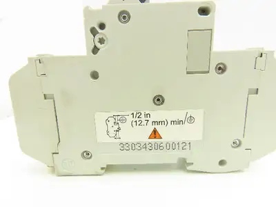 Merlin Gerin C60N Circuit Breaker 1 Pole 240V 15A-Type C Lot of 15