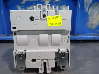 NEW SIEMENS CFS361J5