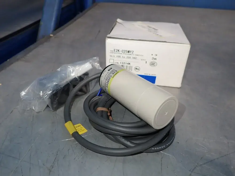 NEW OMRON E2KC25MY2