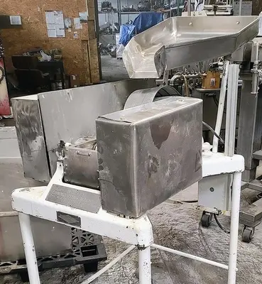 Fitzmill D6 6" Hammer Mill