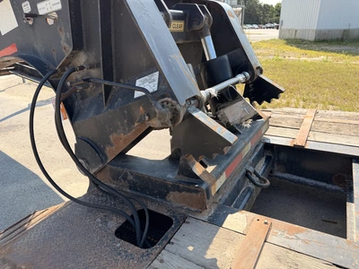 Used 2011 PITTS 50 TON DROP DECK TRI-AXLE Lowboy Trailers Michigan US | Miedema Asset Management Group #1338402