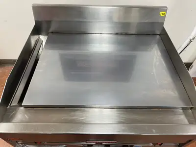 Used Magikitchn Used 36" MagiKitch'n MKE-36-STL Electric Griddle with Thermostatic Controls 208V, 3 Ph - FG5 Commercial Flat Top Griddles Illinois US | Falcon Restaurant Supply #1374873