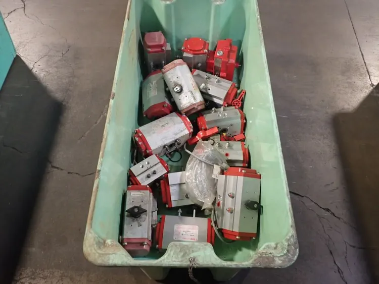 Used BRAY CONTROLS _UNKNOWN_ Pumps Ohio US | HGR 24 #738247