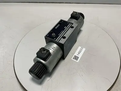 USED BOSCH 0 810 001 484