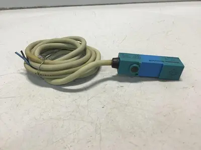 USED YAMATAKE FL2-4A6S