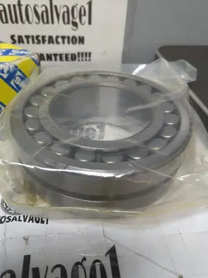 New | in-Stock SNR 23220-V-B33 Bearings | Surplus Asset Holdings #1195538