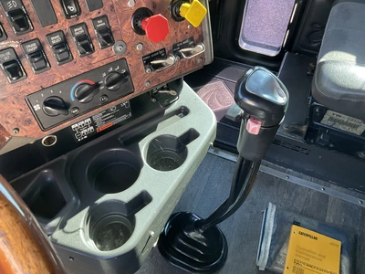 Used 2000 INTERNATIONAL 9900IX Conventional trucks Michigan US | Miedema Asset Management Group #1357798