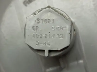 USED FISHER CONTROLS S102H