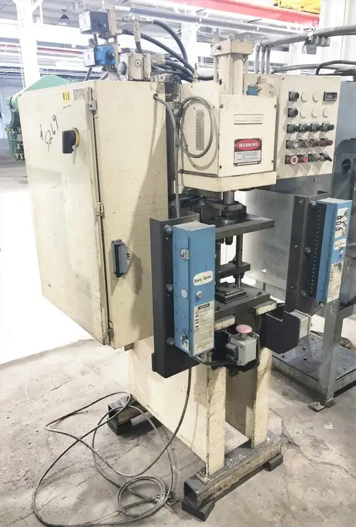 Used MULTIPRESS MULTIPRESS FWSO8C261A259 S.O. 96519B PRESS C-Frame Presses | Alma Machinery #899621