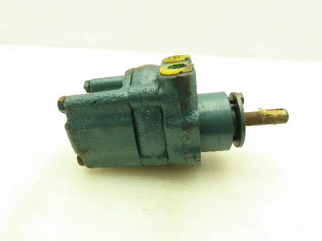 Roper 18AP02 Hydraulic Lubrication Gear Pump 7.2 GPM 300 PSI 3/8" NPT 1/2" Shaft