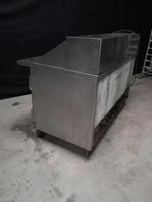 USED BEVERAGE AIR 60IN