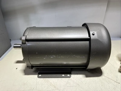 NEW Baldor EM7072T