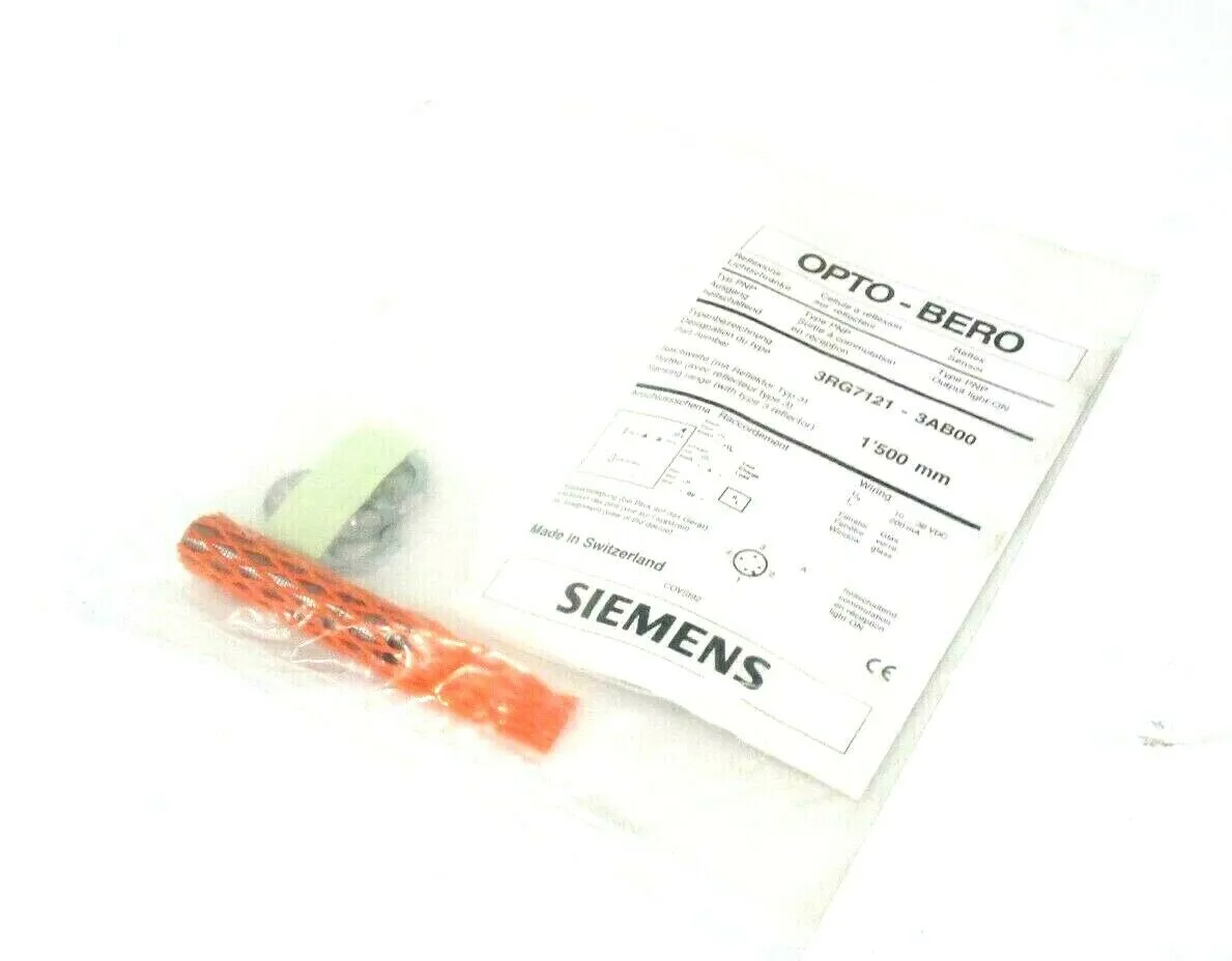 NEW SIEMENS 3RG7121-3AB00 PROXIMITY SENSOR 3RG71213AB00