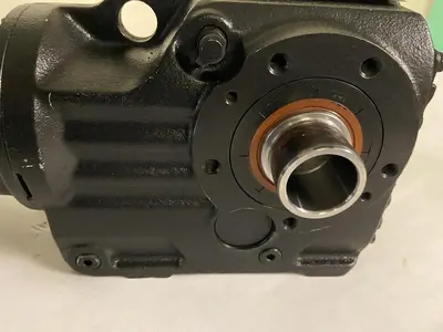 New | in-Stock SEW-EURODRIVE KH37/TAQA100/4 Speed Reducers | Surplus Asset Holdings #1205379