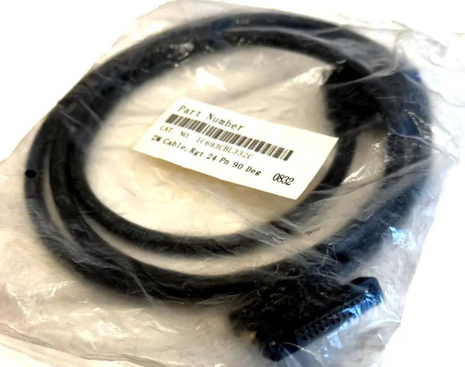 NEW GE FANUC IC693CBL332C 2M CABLE RGT 24 PN 90 DEG