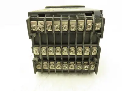 Honeywell DC300E-E-0B0-22-0000-0 UDC3000 Versa-Pro Temperature Controller Module