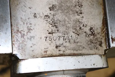 Alliant Vertical Mill - 9" x 42"
