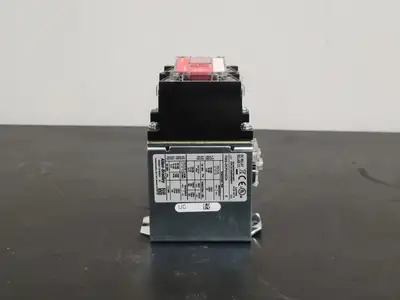 USED ALLEN-BRADLEY 700S-DCP310Z24