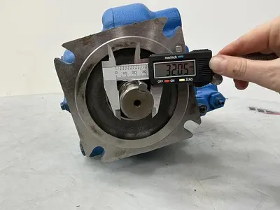 USED VICKERS PVH074R