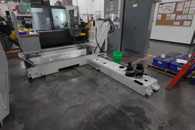 Mori Seiki Duracenter 5 3-Axis Vertical Machining Center