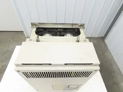 Yaskawa CIMR-AU4A0165FAA A 1000 Electric Motor Inverter Drive 125Hp 480V 3Ph