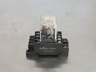 USED OMRON LY3N