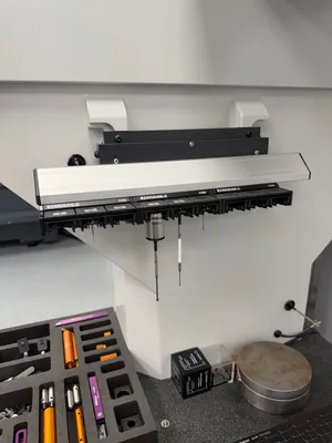 2021 MITUTOYO MISTAR 555 Coordinate Measuring Machines | Machnet (3)