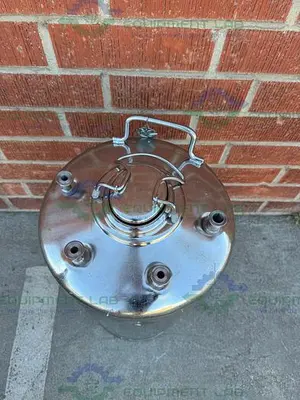USED ALLOY PRODUCTS 45 LITER STAINLESS STEEL PRESSURE VESSEL 130 PSI