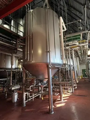 MUELLER 4,150 GALLON Stainless Steel Tanks | Perry Equipment (1)