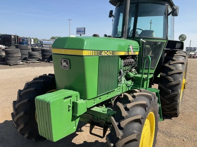 Used 1981 JOHN DEERE 4040 Utility Tractors Michigan US | Miedema Asset Management Group #1311776