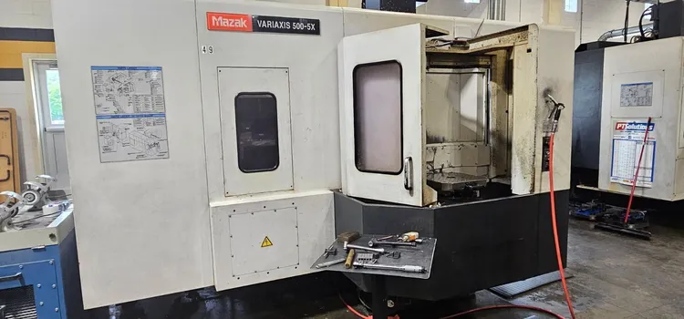 Used 2005 MAZAK VARIAXIS 500-5X Vertical Machining Centers (5-Axis or More) Ohio US | Toolquip, Inc. #1341277