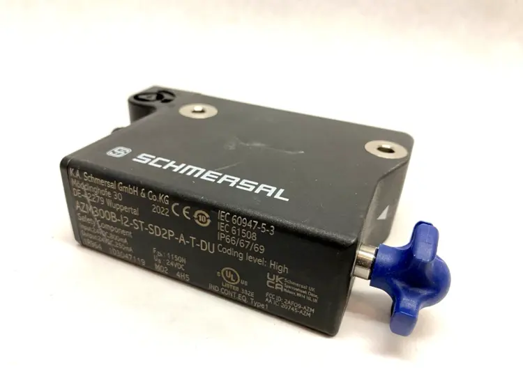 Used SCHMERSAL SOLENOID INTERLOCK 24V WITH AS-I SAFETY INTERFACE AND RFID TECH. Relays & Switches Michigan US | Maverick Industrial Sales #1091834