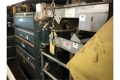 Carter Day E8937 grain sizer, style GVH1 precision