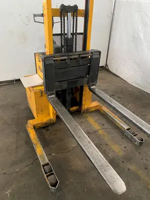 USED BIG JOE PDM 30-60