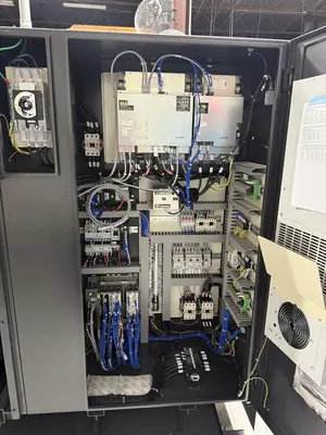 USED 2022 OKUMA GENOS L400II-E