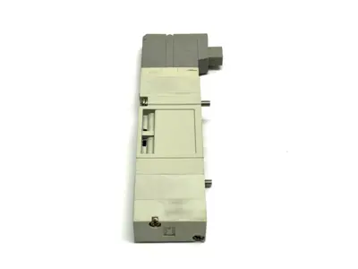 SV2300-5FU | SMC  Plug-In, Double Solenoid Valve - Used