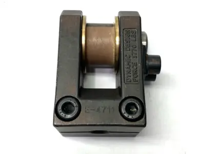 USED E&E CYLINDER CLEVIS 80MM H X 51MM L X 45MM W M10 MAIN THREAD