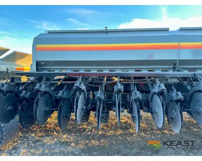 Used CRUSTBUSTER _UNKNOWN_ No-Till Drills Iowa US | Keast Enterprises #1360181