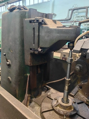 KOMSOMOLETZ Gear Hobber, in good used condition, POA