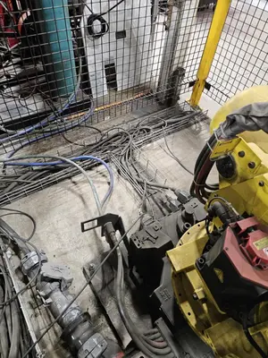 USED 2015 FANUC R-200IB/210F