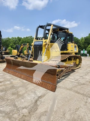 USED 2019 KOMATSU D65WX-18