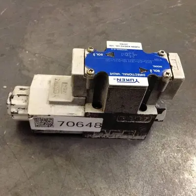 USED YUKEN DSG-01-2B11B-D24-50